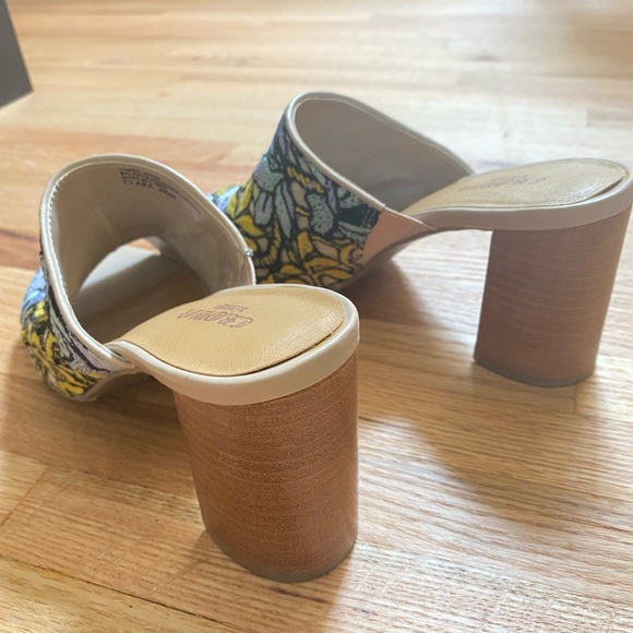 Crown Vintage Clara Sandal size 6 1/2 - Picture 4 of 8